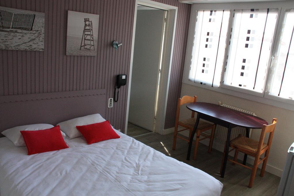 Hotel La Cote Sauvage Les Sables-d'Olonne Room photo